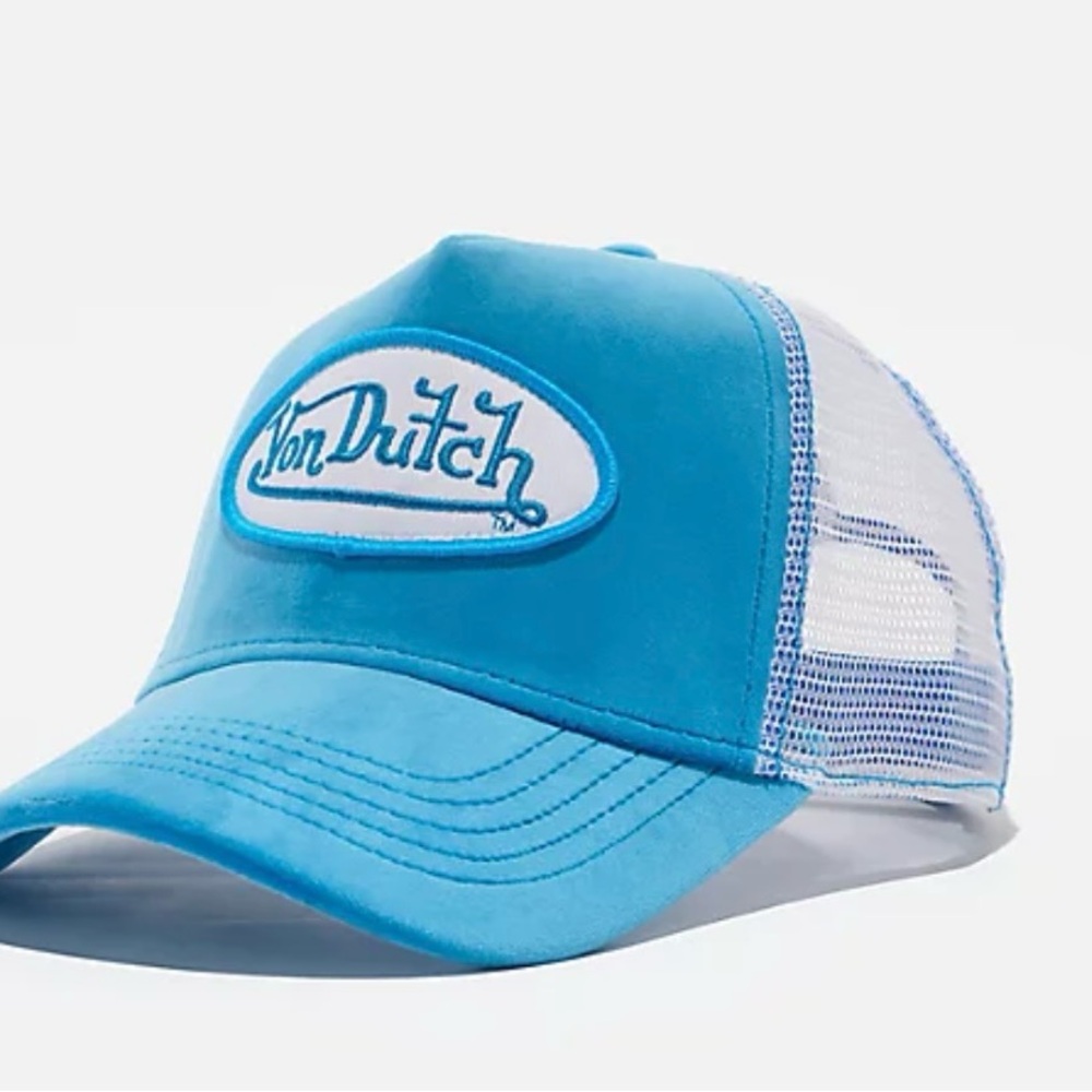 Von Dutch Light Blue Velvet Cap